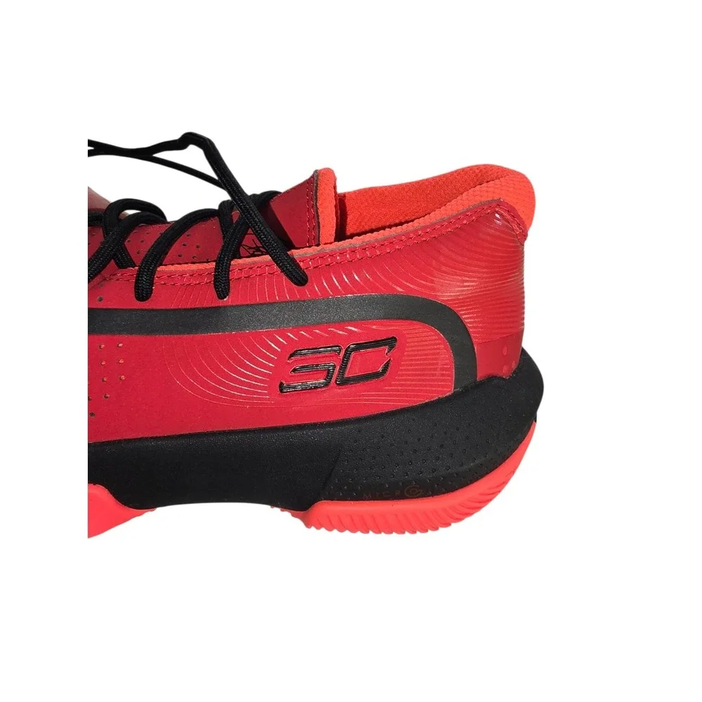 NEW Under Armour Boys 3Zero III Basketball Shoes Size 5 Youth Stephen Curry‎